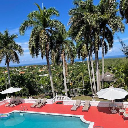 Hotel Peaceful Palms Montego Bay Esterno foto