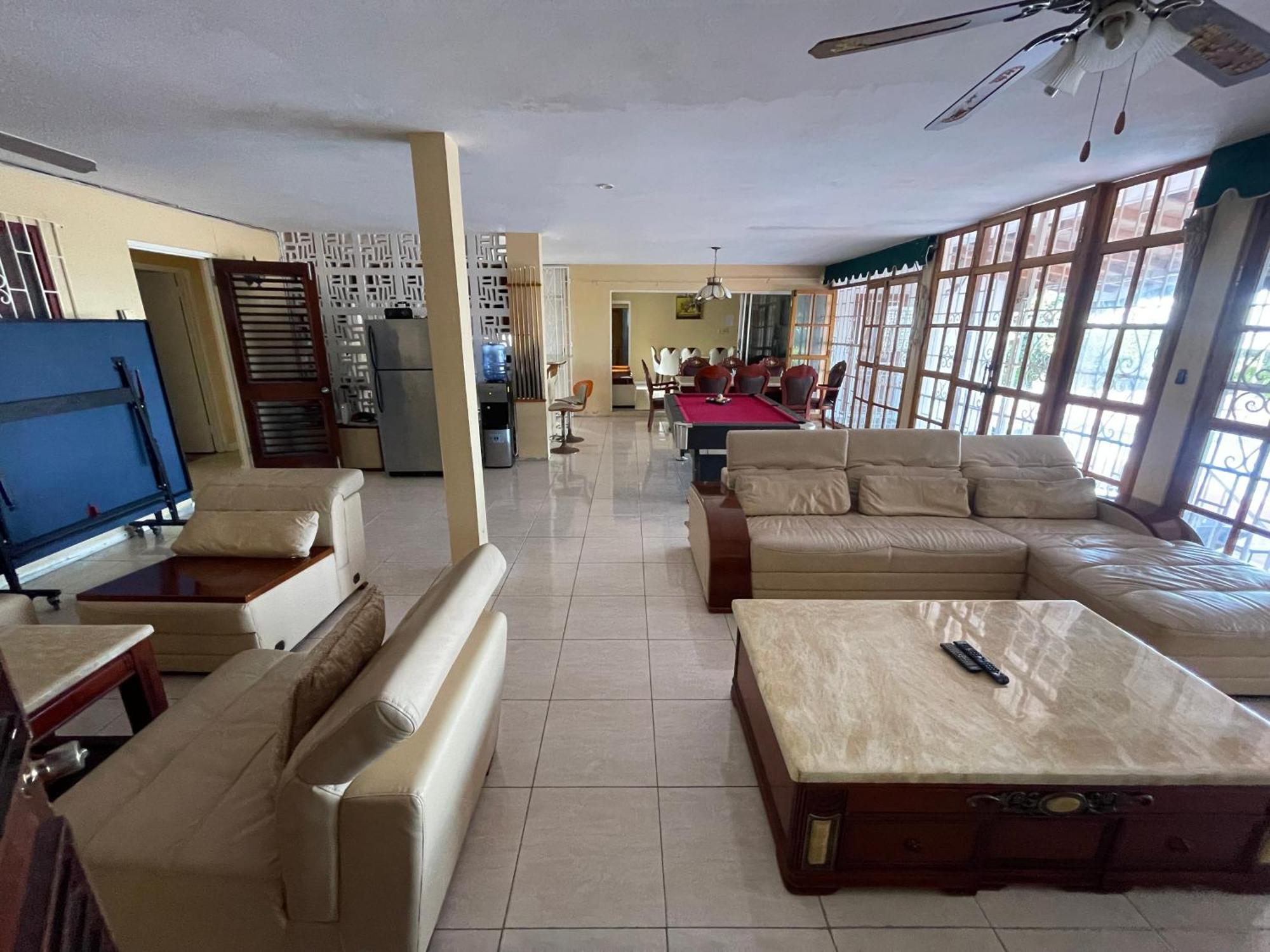 Hotel Peaceful Palms Montego Bay Esterno foto
