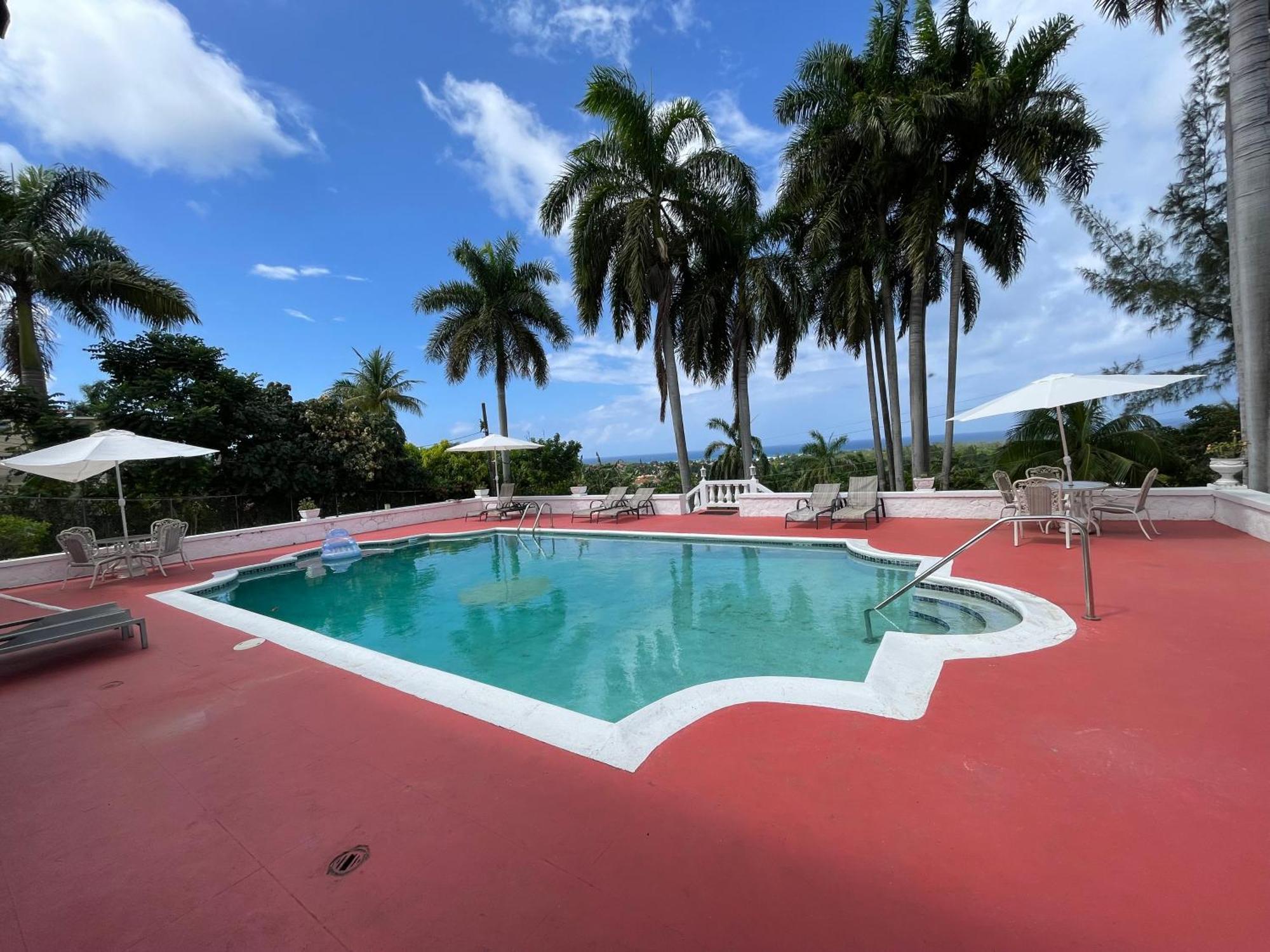 Hotel Peaceful Palms Montego Bay Esterno foto