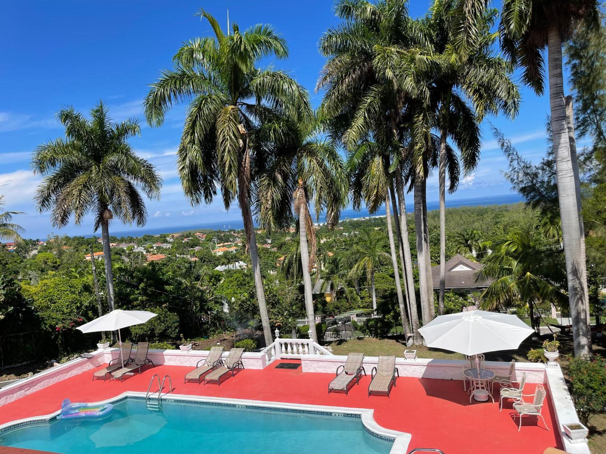 Hotel Peaceful Palms Montego Bay Esterno foto